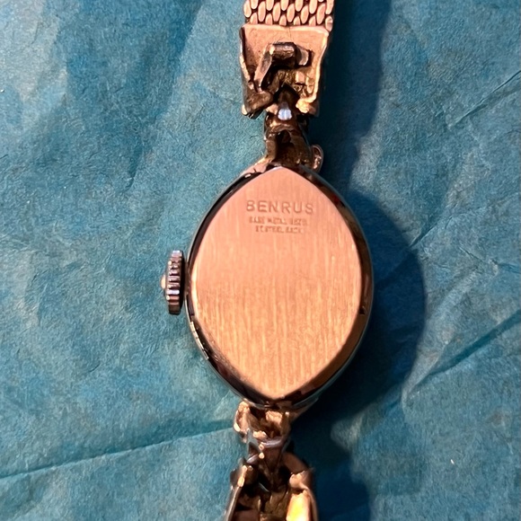 Vintage Benrus ladies 17 jewels winding watch with original box works - Picture 4 of 7